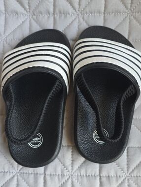 wonder nation Black and White Striped Slide Sandals with Toe Loop